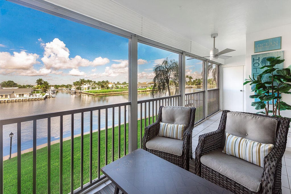 985 SE 19th Avenue 203, Deerfield Beach, FL 33441