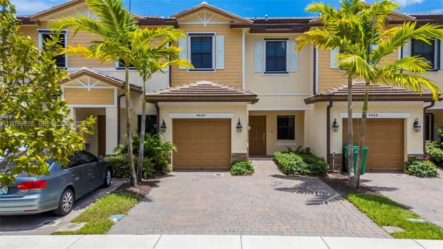 4664 Banker Terrace, Davie, FL 33314