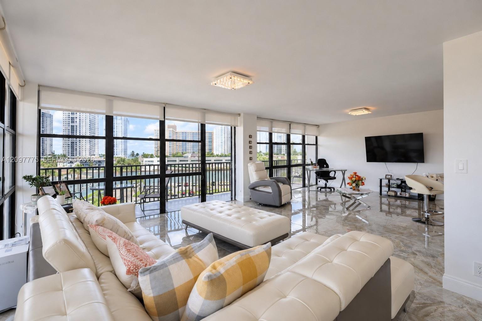 1000 Parkview Drive 610, Hallandale Beach, FL 33009 photo 4