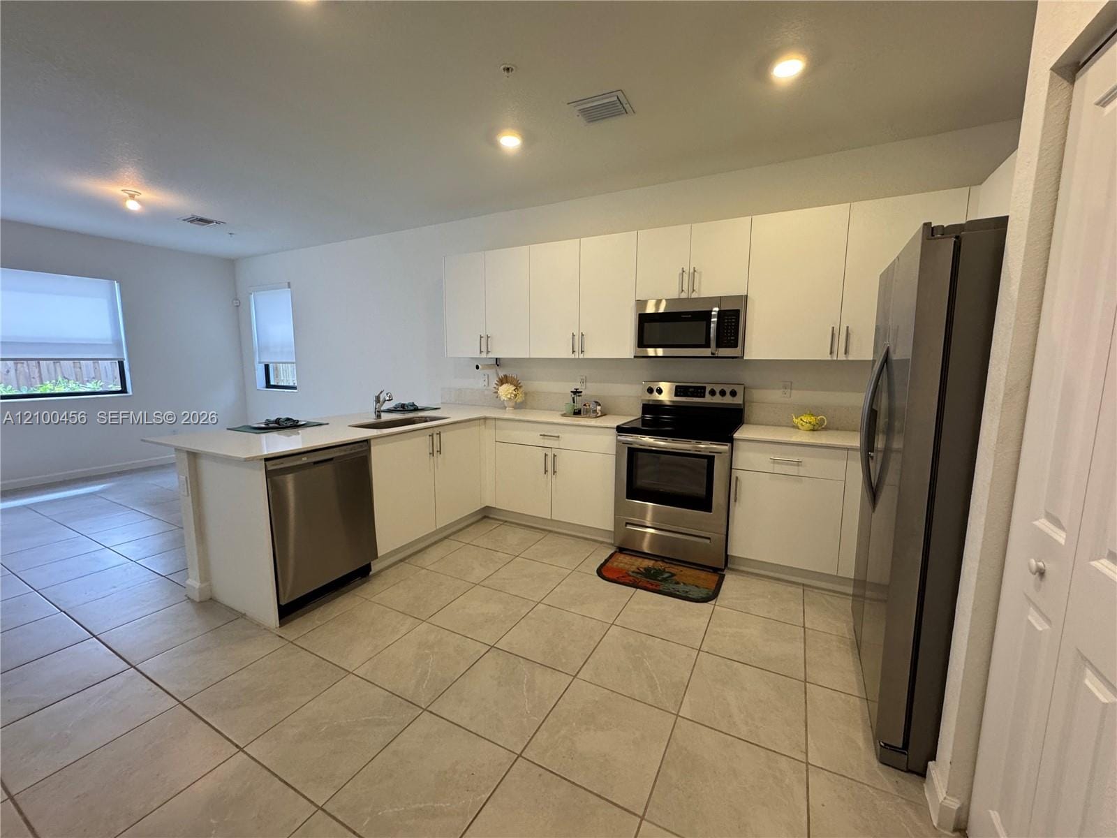 267 SW 159th Place, Pembroke Pines, FL 33027 photo 6