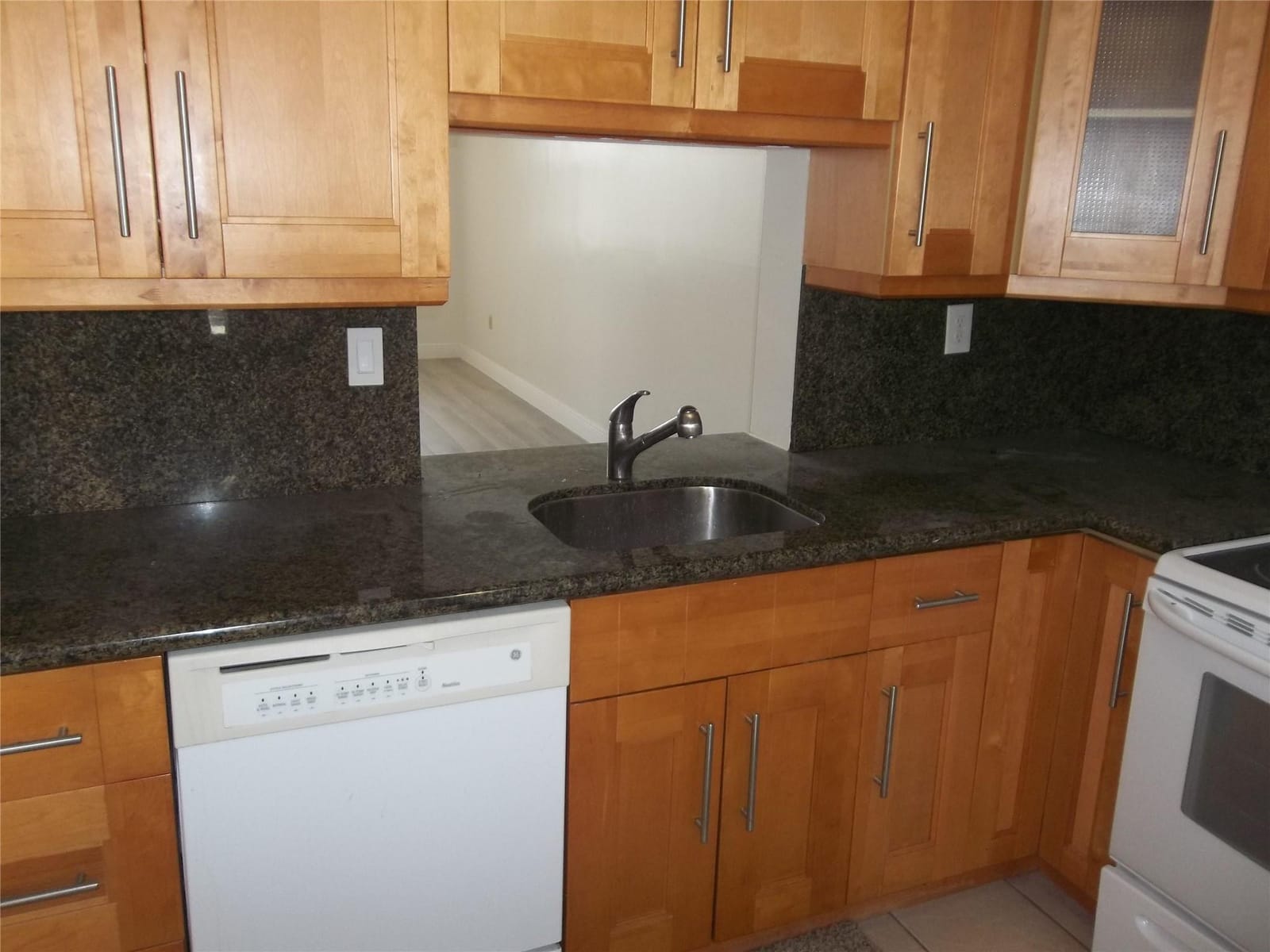 1893 S OCEAN Drive 910, Hallandale Beach, FL 33009 photo 3