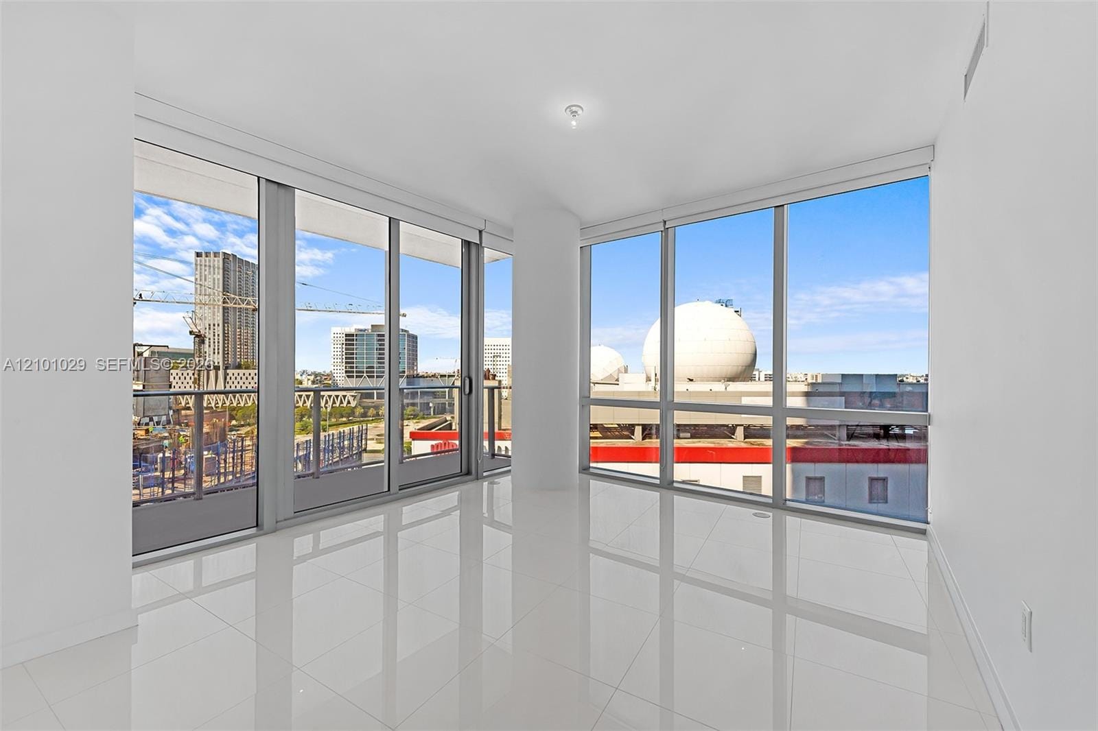 851 NE 1st Avenue 1012, Miami, FL 33132 photo 16