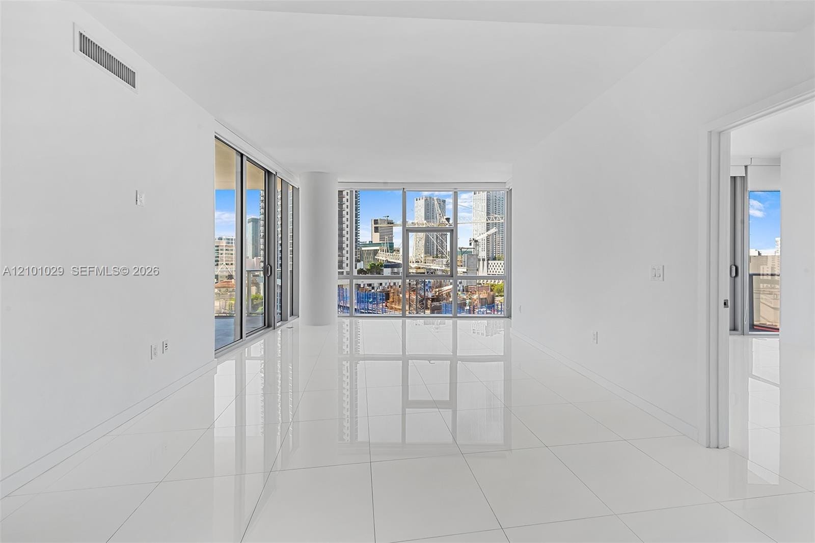 851 NE 1st Avenue 1012, Miami, FL 33132 photo 19