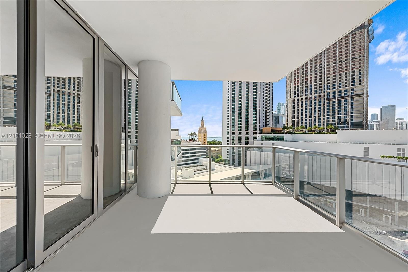 851 NE 1st Avenue 1012 — photo 4