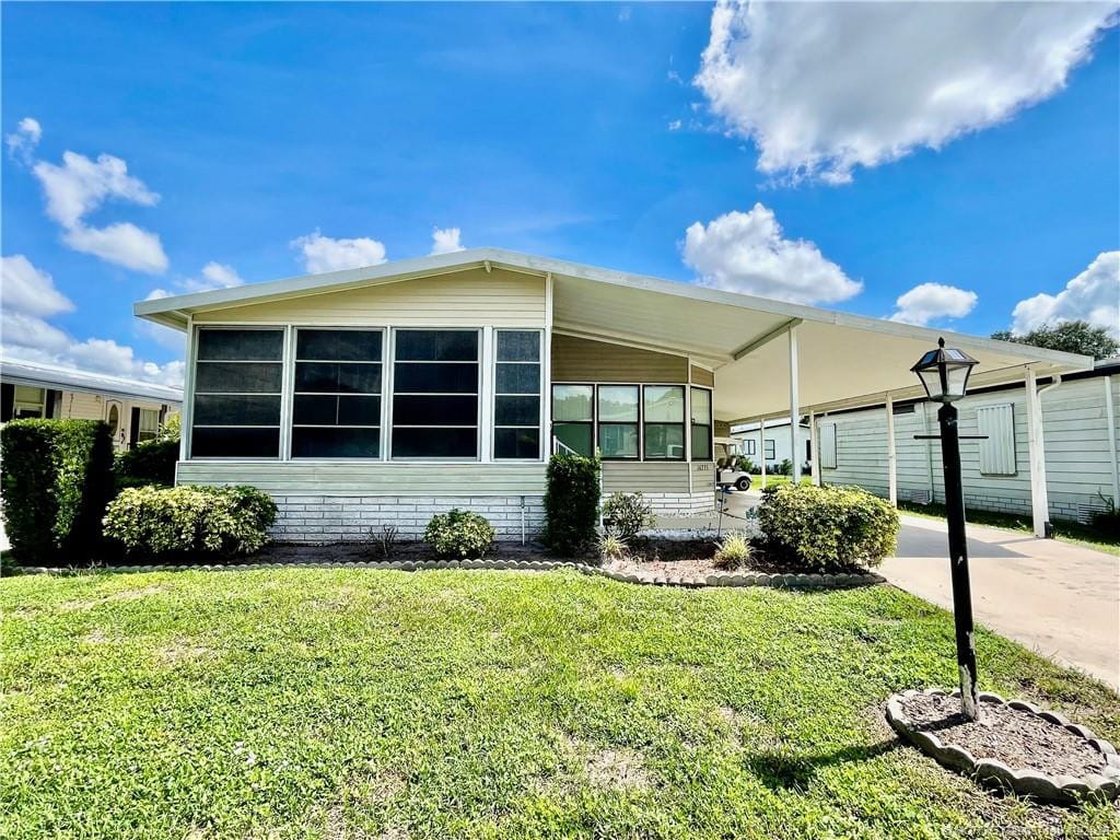 16235 SW Indianwood Circle — photo 2