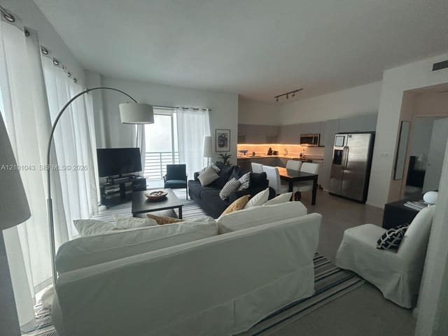 234 NE 3 Street 902, Miami, FL 33132