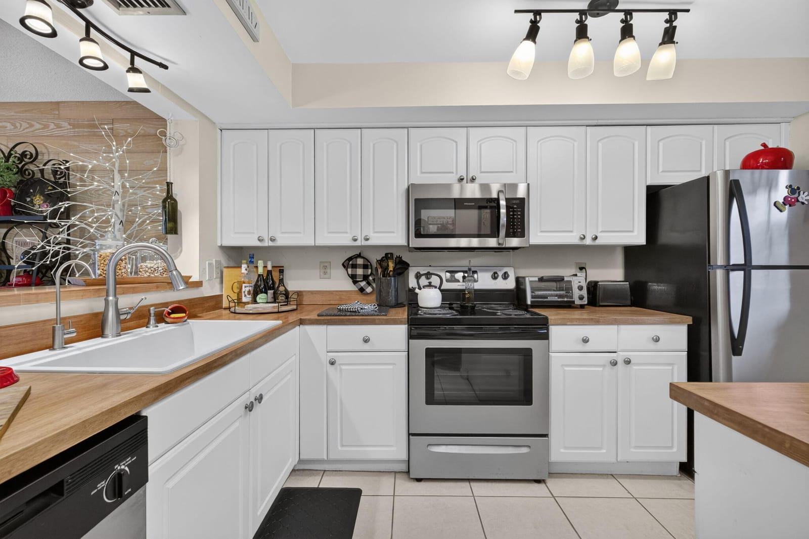 7410 S OCEAN 108, Jensen Beach, FL 34957 photo 4