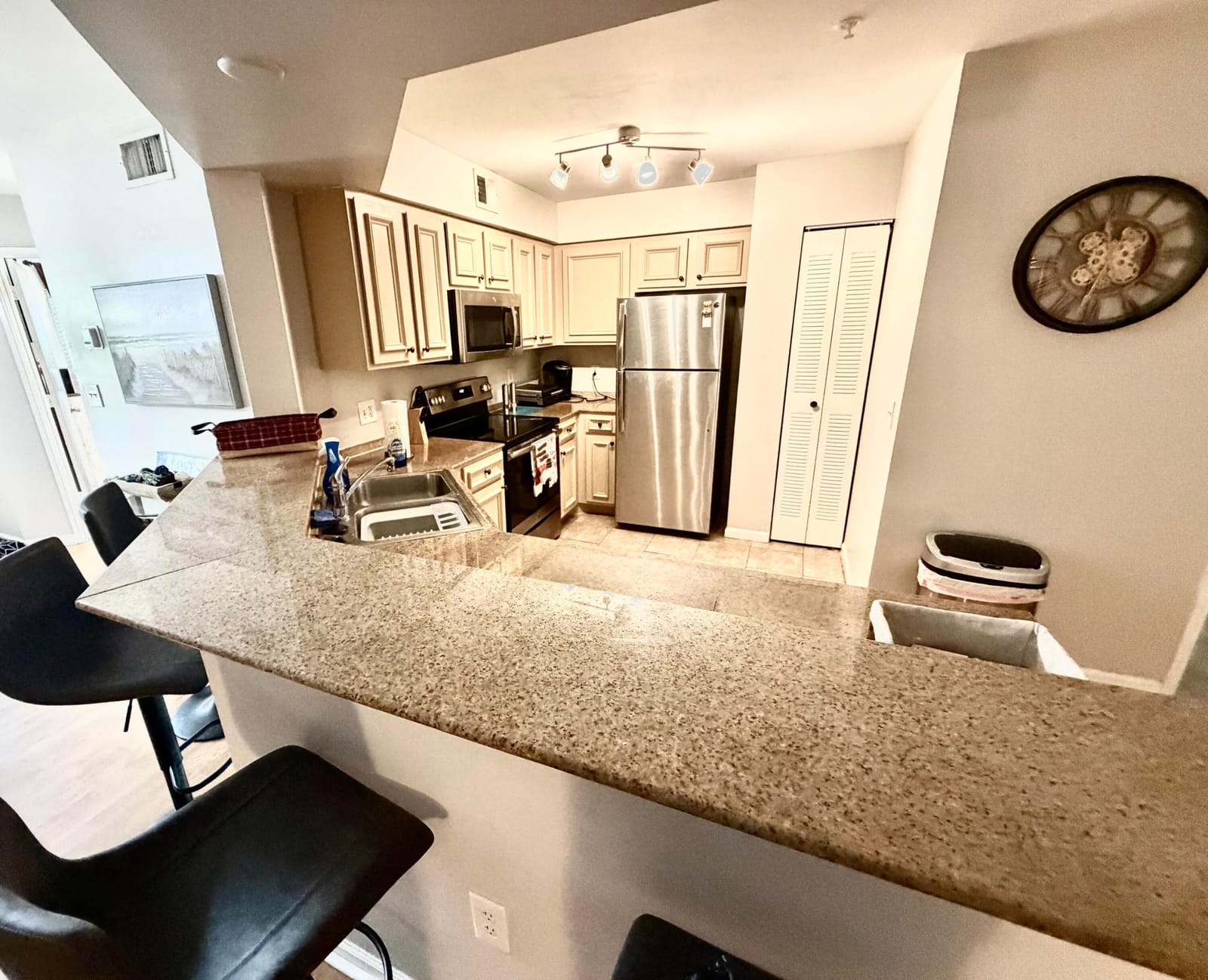 400 Scotia Drive 305, Hypoluxo, FL 33462 photo 3