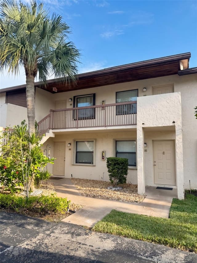 9974 Nob Hill Court 9974, Sunrise, FL 33351