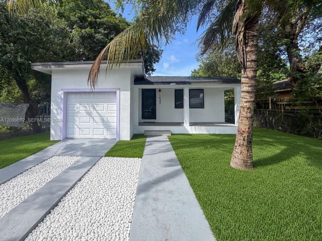 1427 NW 69th Terrace, Miami, FL 33147