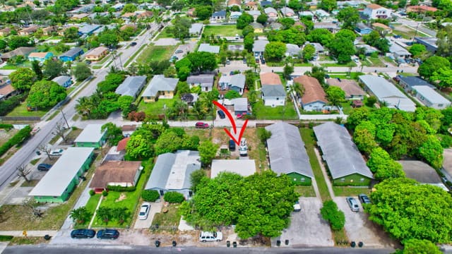 134 SW 10TH Avenue, Delray Beach, FL 33444
