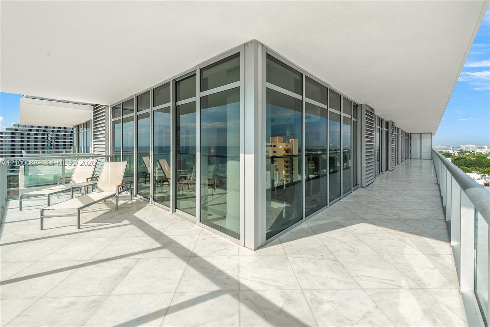 3737 Collins Avenue S-1301, Miami, FL 33140 photo 7