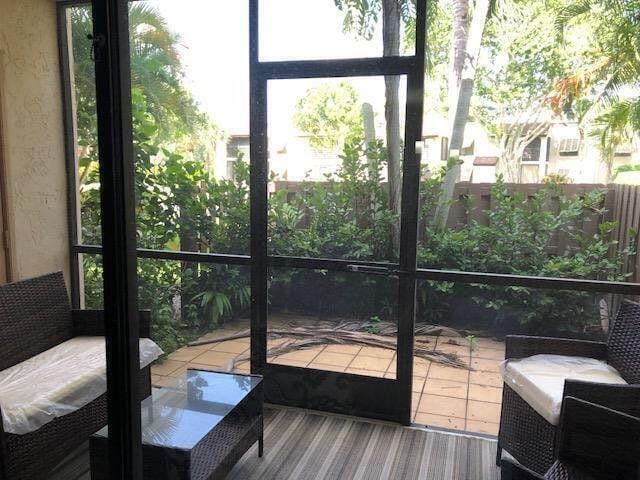 10204 MANGROVE Drive 104 — photo 7