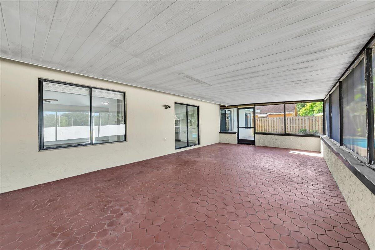 837 SW 56TH Avenue, Margate, FL 33068 photo 17