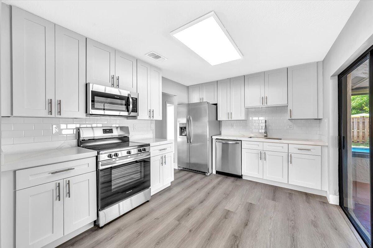 837 SW 56TH Avenue, Margate, FL 33068 photo 7