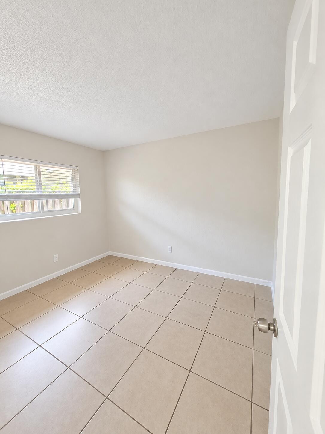 727 NW 1st Avenue 2, Fort Lauderdale, FL 33311 photo 8
