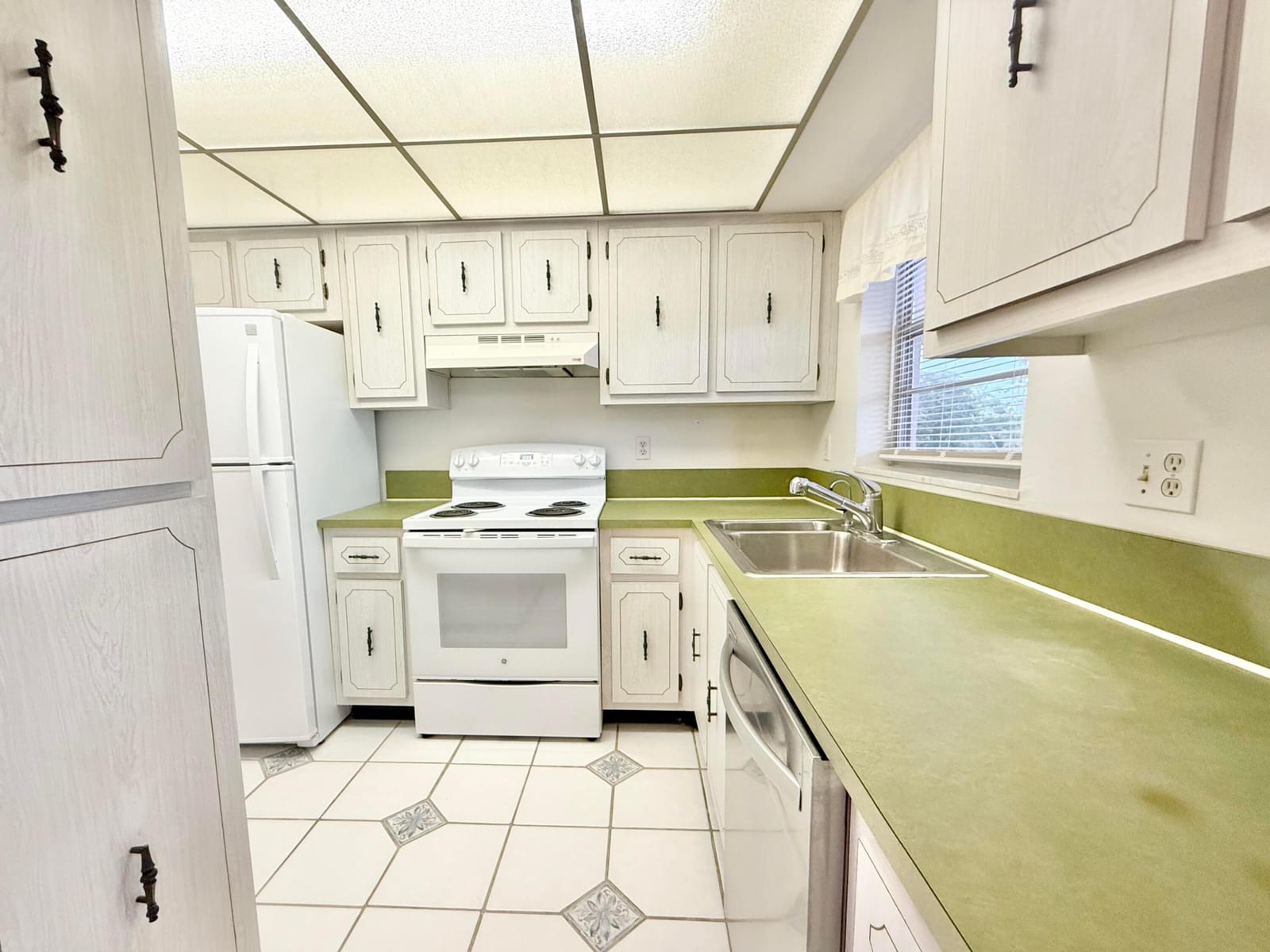 18081 SE COUNTRY CLUB Drive 21-207, Jupiter, FL 33469 photo 16