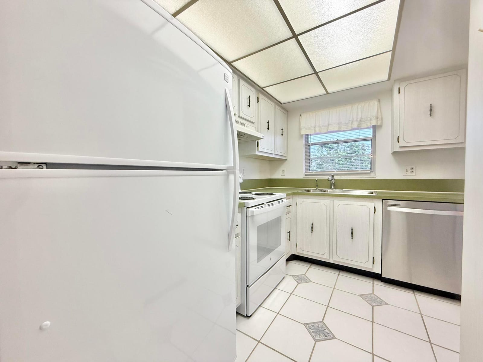 18081 SE COUNTRY CLUB Drive 21-207, Jupiter, FL 33469 photo 17