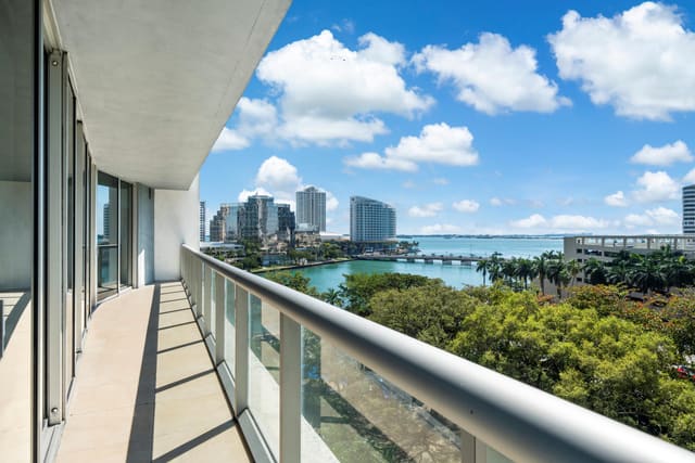 495 BRICKELL Avenue 811, Miami, FL 33131