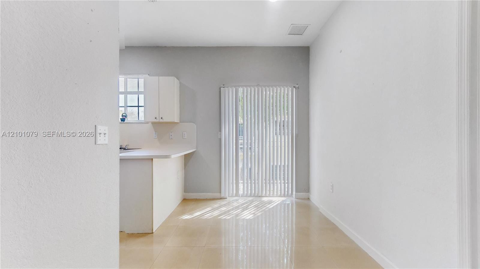 373 NE 26th Place 201, Homestead, FL 33033 photo 6