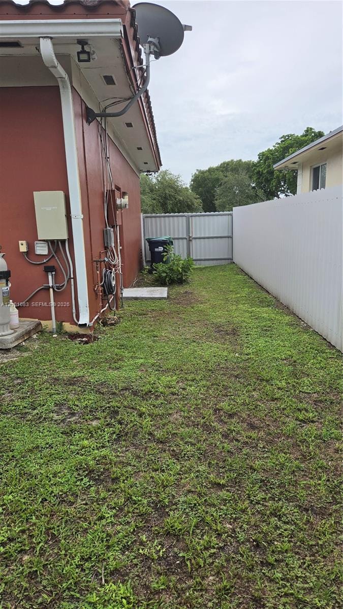 8065 SW 205th Terrace — photo 4