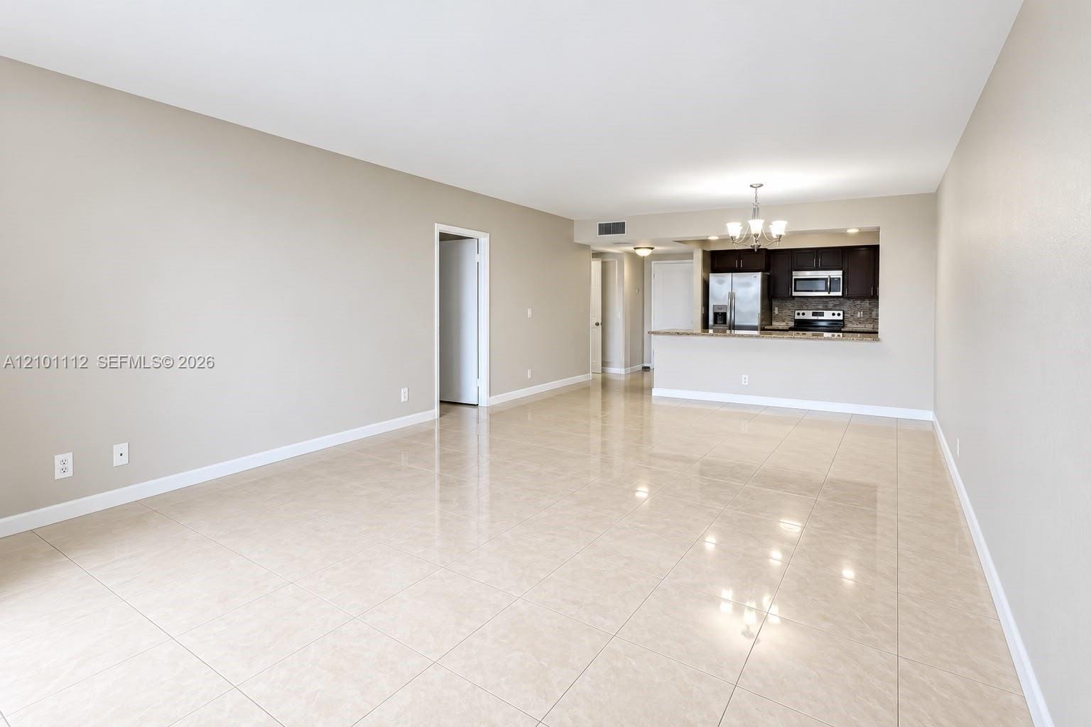2500 Parkview Drive 307 — photo 2