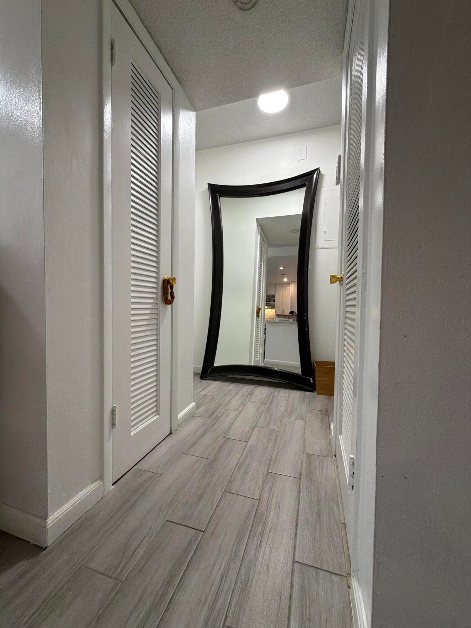 320 NE 12th Avenue 105, Hallandale Beach, FL 33009 photo 9