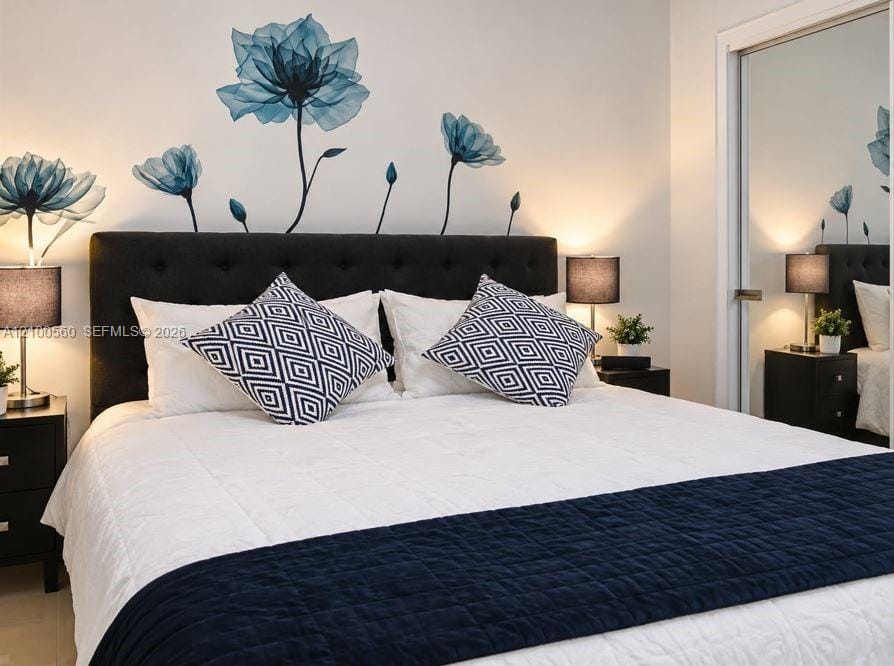 918 Ocean Drive 201, Miami Beach, FL 33139 photo 2