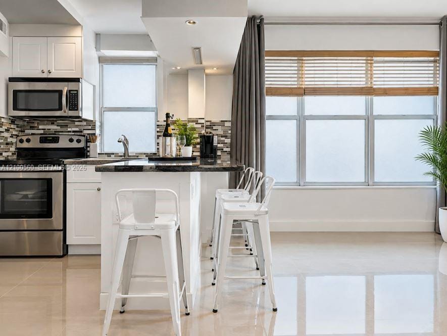 918 Ocean Drive 201, Miami Beach, FL 33139 photo 8