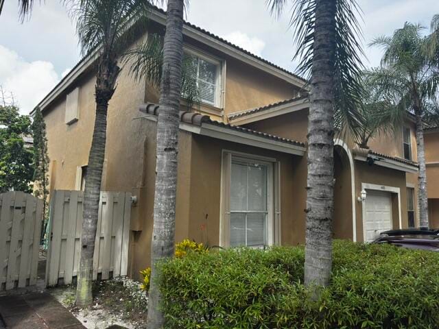 4083 LAKE TAHOE Circle — photo 2