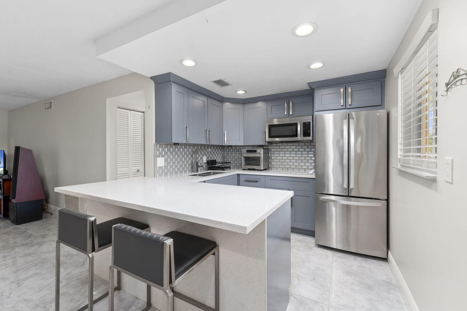 2192 NE 1ST Way 102, Boynton Beach, FL 33435 photo 11