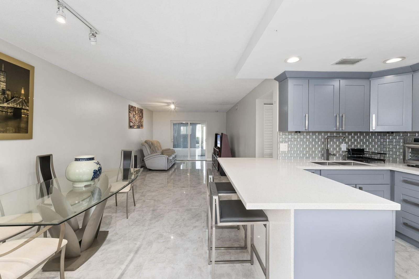 2192 NE 1ST Way 102, Boynton Beach, FL 33435 photo 10