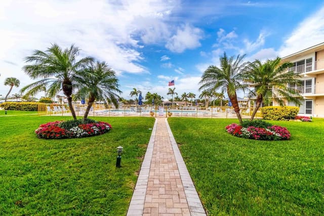 745 SE 19TH Avenue 124, Deerfield Beach, FL 33441