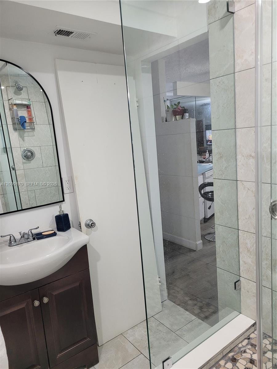 1770 NE 191st Street 615-1, Miami, FL 33179 photo 12