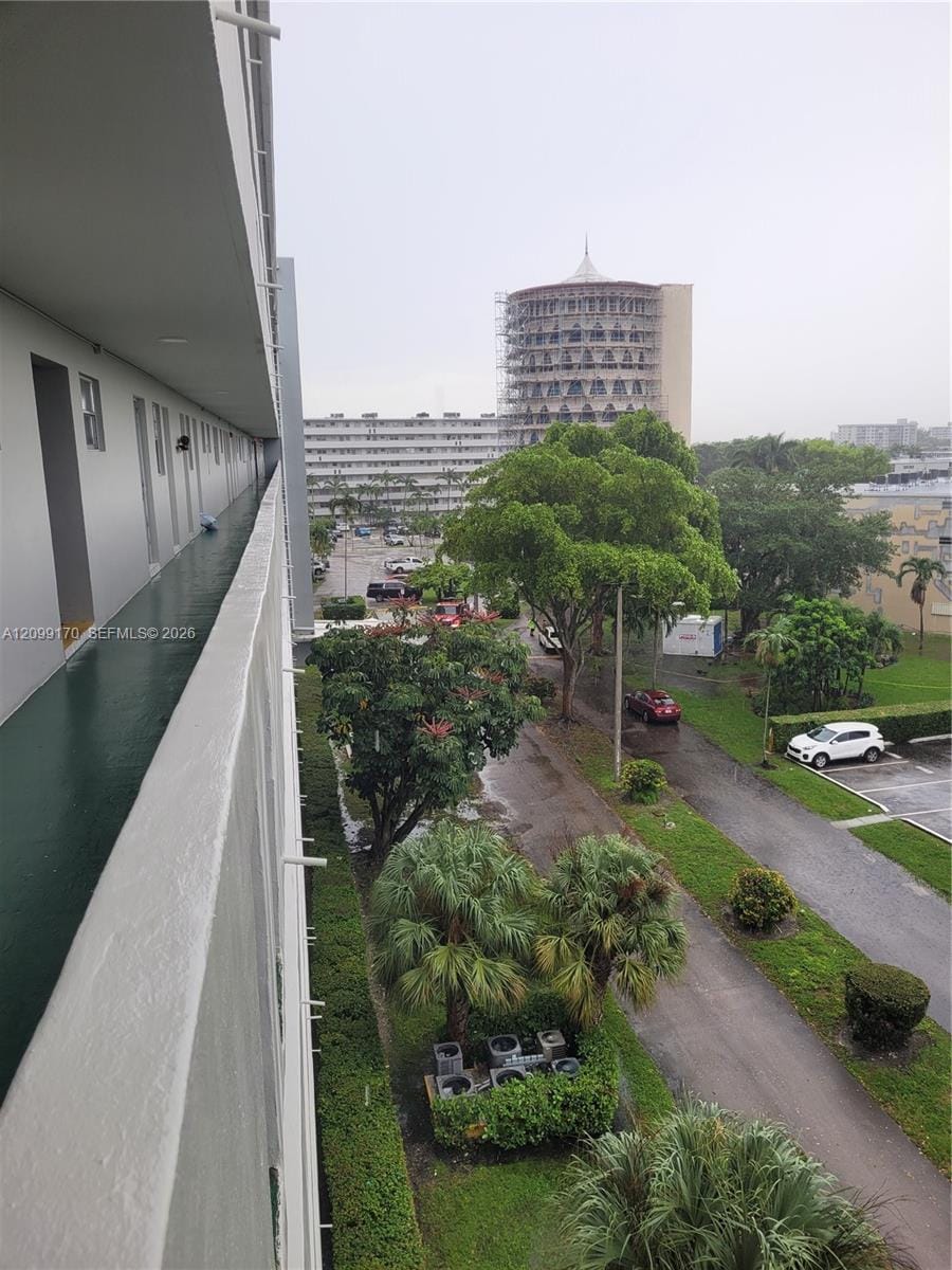 1770 NE 191st Street 615-1, Miami, FL 33179 photo 5