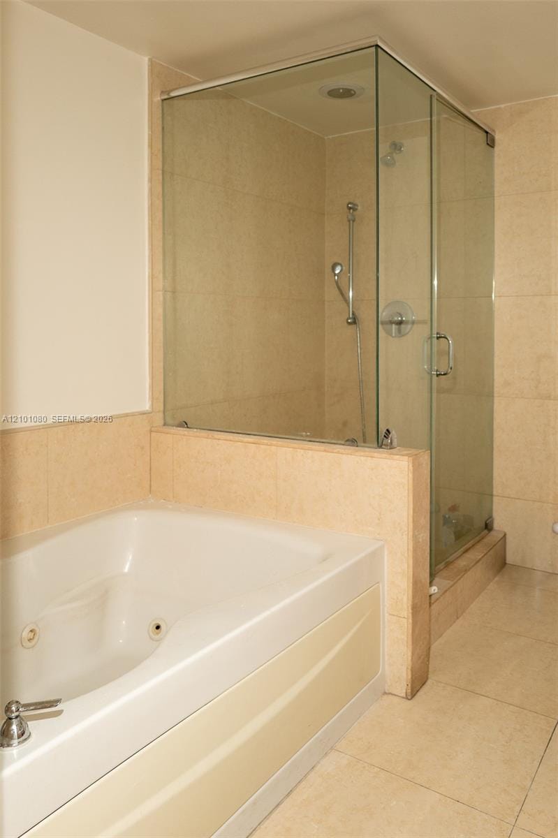50 Biscayne Boulevard 4111, Miami, FL 33132 photo 5