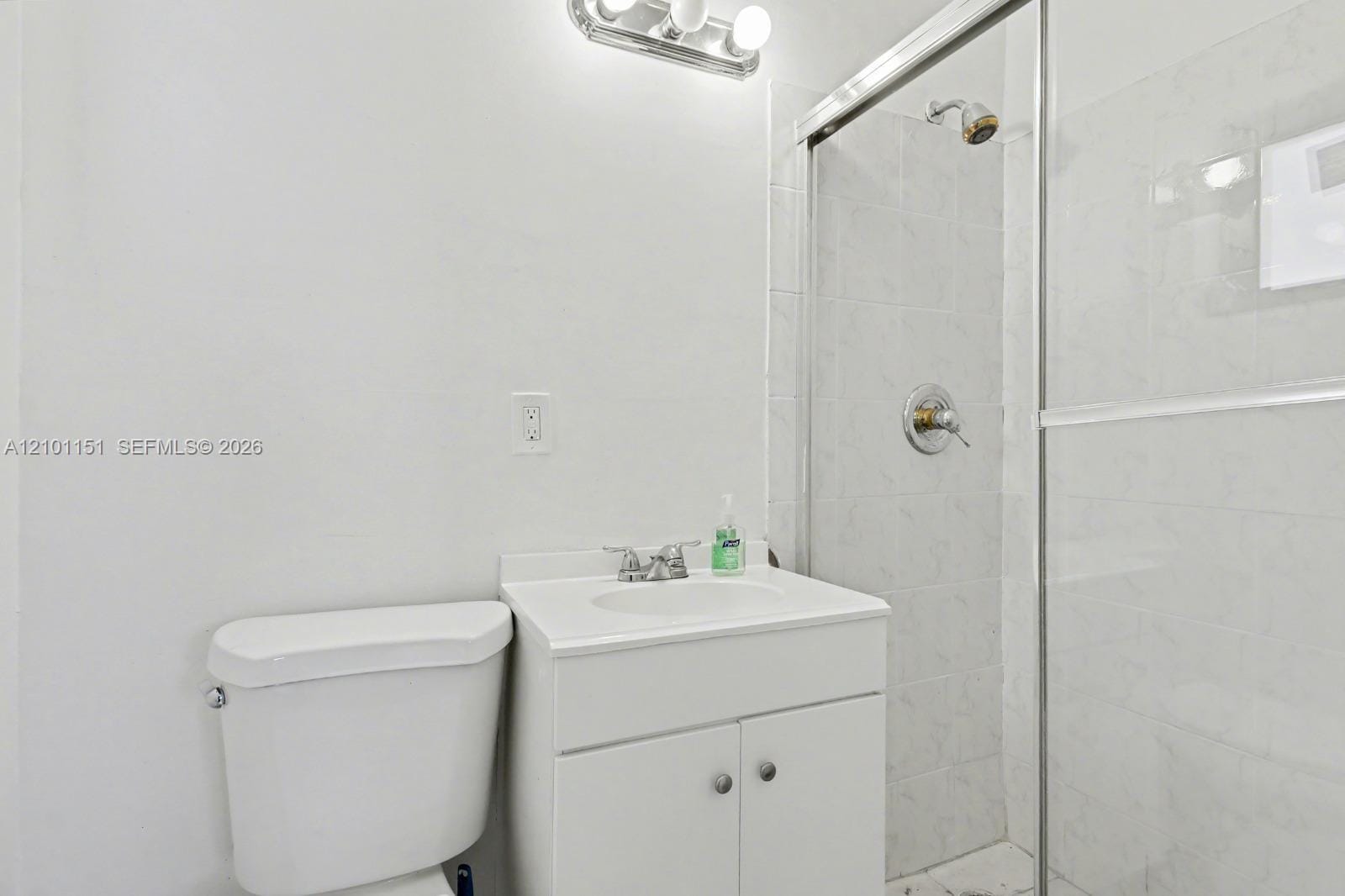 16901 NE 6th Avenue, North Miami Beach, FL 33162 photo 10