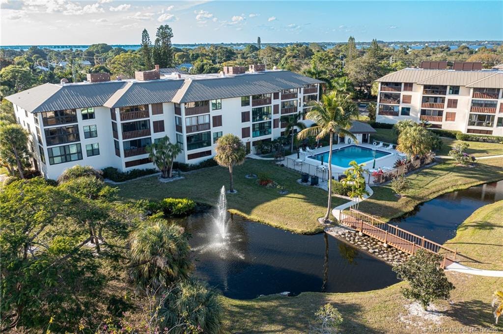 162 SE Saint Lucie Boulevard 204B, Stuart, FL 34996 photo 2