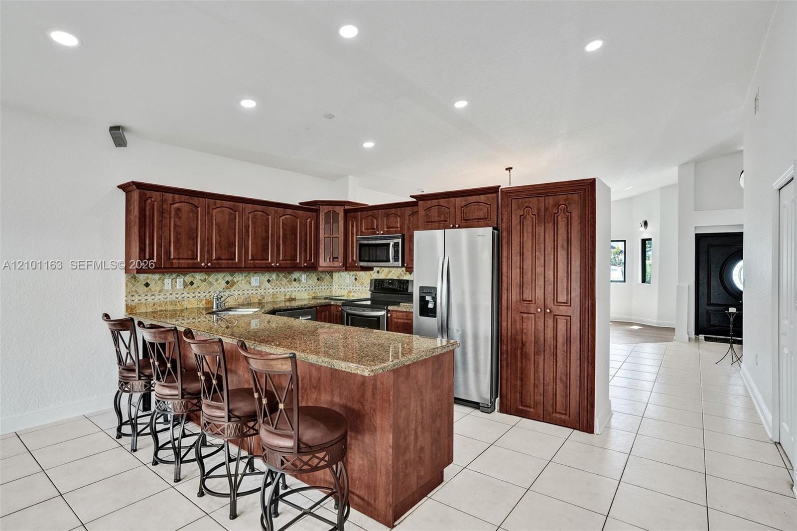 8741 NW 141st Terrace, Miami Lakes, FL 33018 photo 8