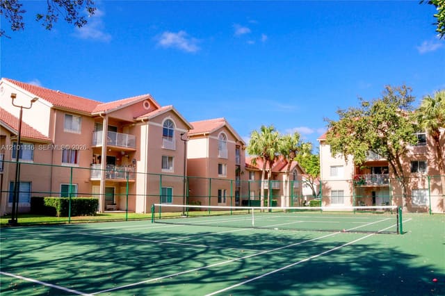 15770 SW 106th Terrace 305, Miami, FL 33196