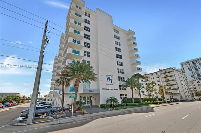 1701 S Ocean Drive 202, Hollywood, FL 33019