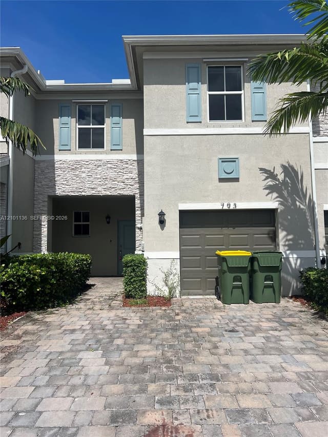 793 SE 19th Street, Homestead, FL 33034