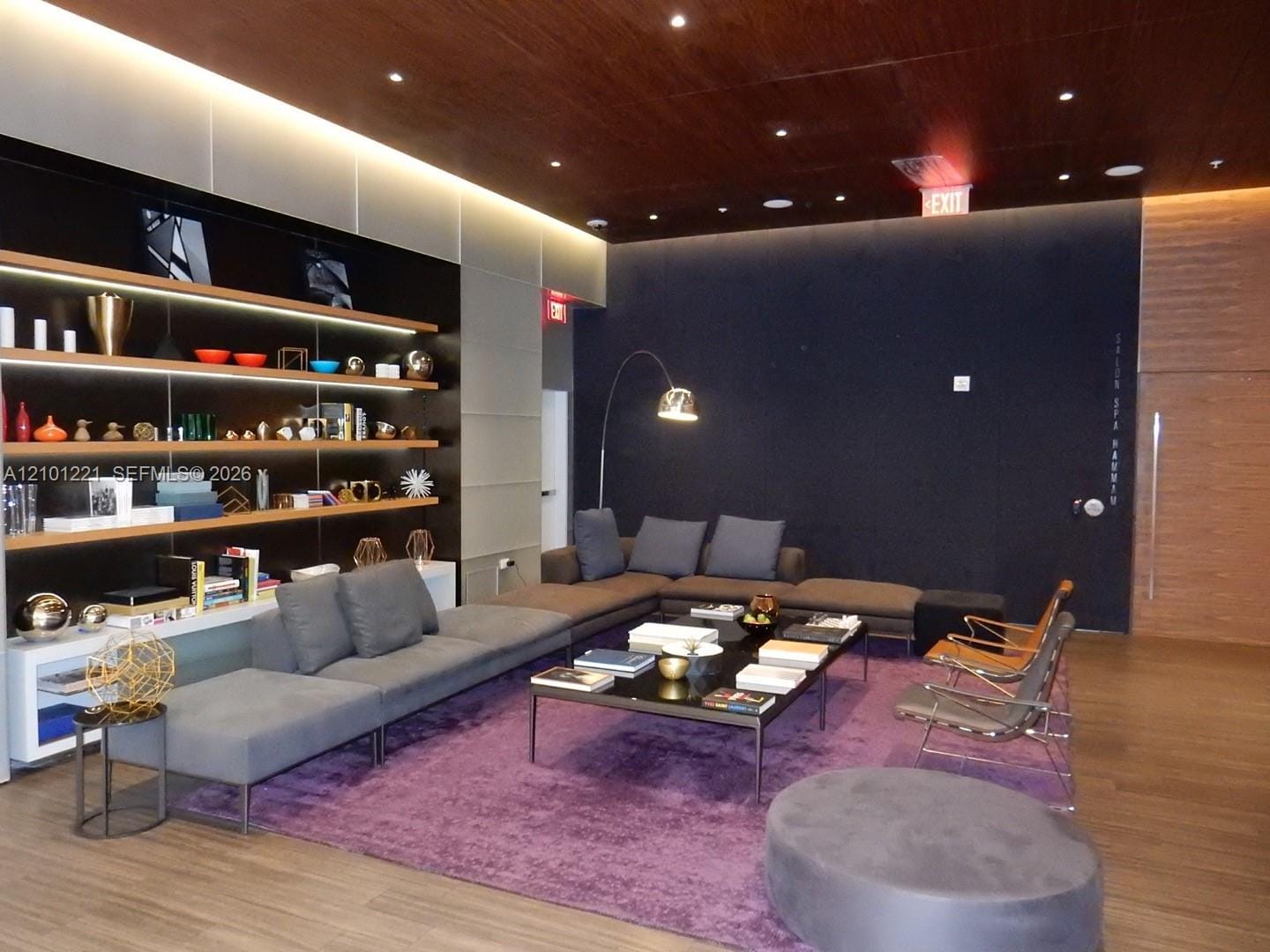 88 SW 7th Street 2703, Miami, FL 33130 photo 23