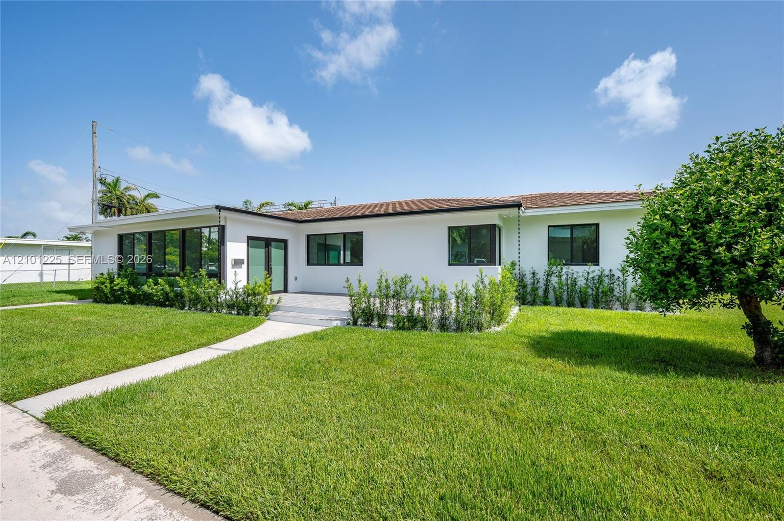 1621 S Treasure Drive, North Bay Village, FL 33141 photo 27