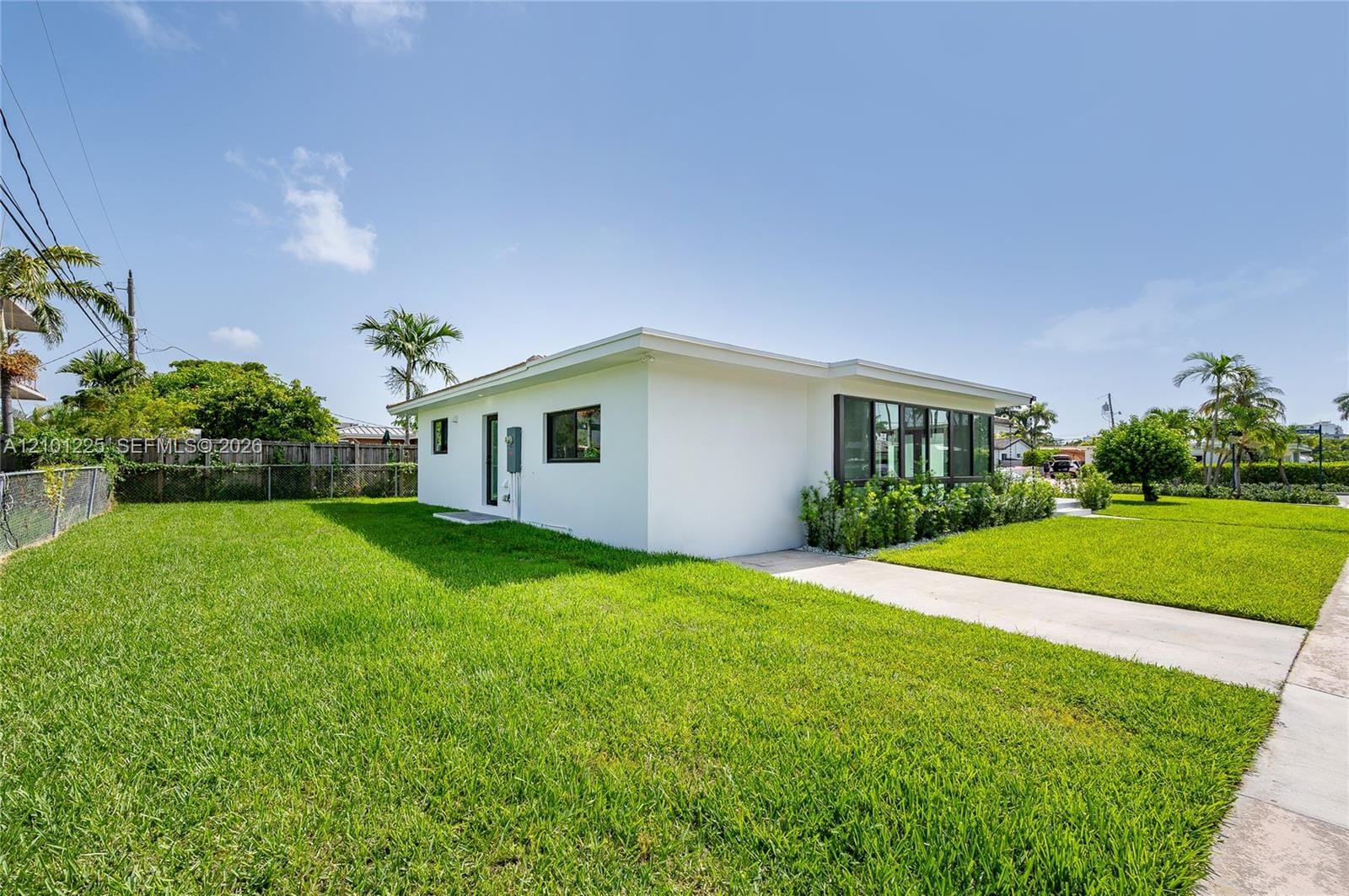 1621 S Treasure Drive, North Bay Village, FL 33141 photo 29