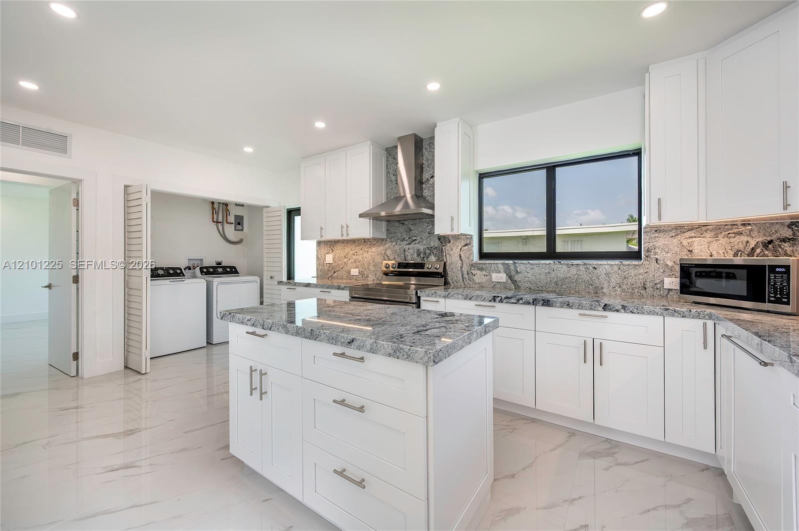 1621 S Treasure Drive, North Bay Village, FL 33141 photo 7