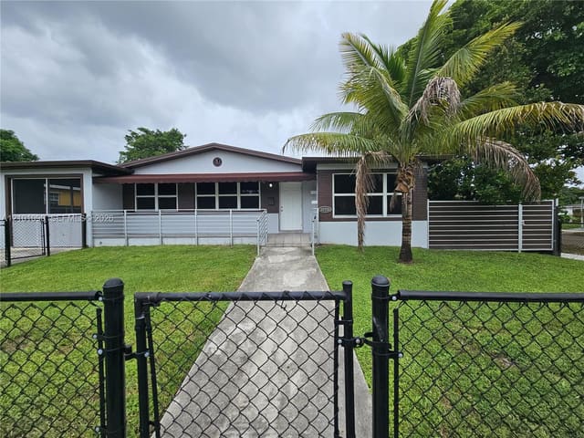 12735 N Miami Avenue, North Miami, FL 33168