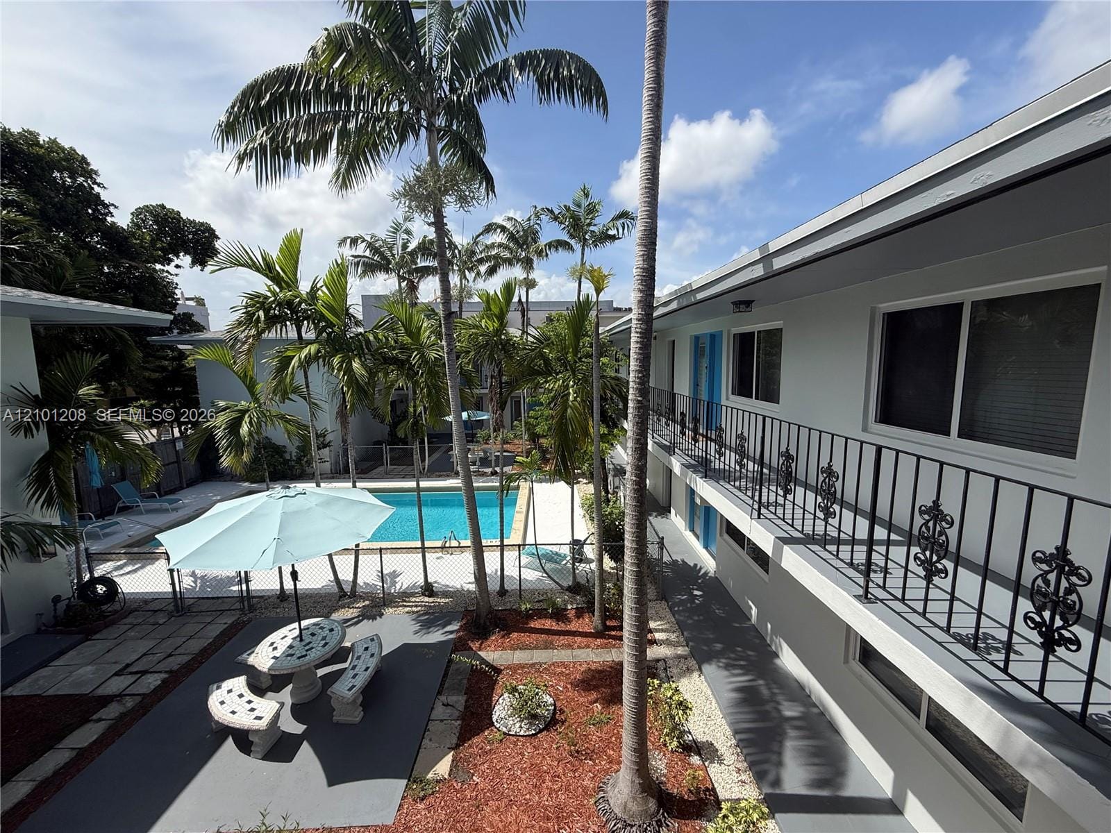 1 bedroom home for sale at 7441 59th, South Miami, FL 33143 — $1,985