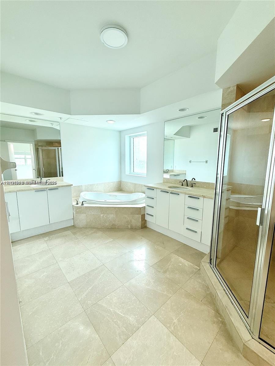15051 Royal Oaks 801, North Miami, FL 33181 photo 21