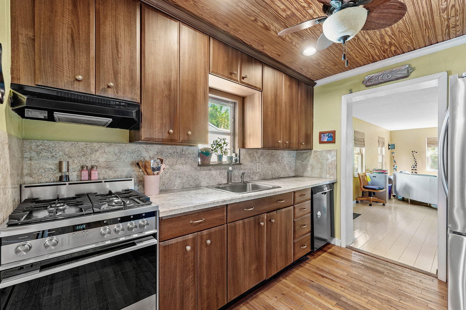 806 N M Street — photo 7